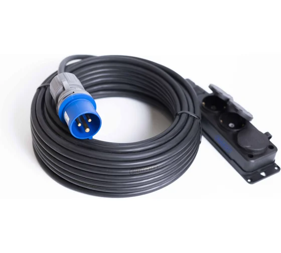 Удлинитель 16A — 220W на три вилки